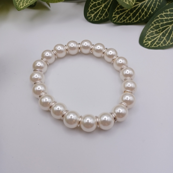 ✨️Faux Pearl Stretch Bracelet - Picture 1 of 5